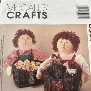 Vintage 1997 McCall's Crafts Pattern Raggedy Ann & Andy Christmas # 8997